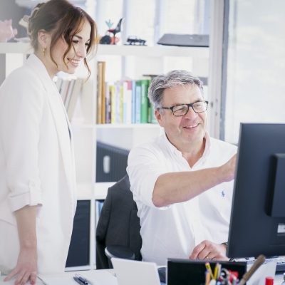 HimmelsSchreiber-Team-Zusammenarbeit-Netzwerke-Storytelling Wir überzeugen durch starke Netzwerke, Zusammenarbeit, Storytelling und Boutique-Charakter.